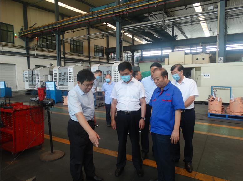 山东省工信厅领导到欧宝网页版登录入口_欧宝（中国）调研指导工作